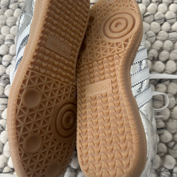 Adidas OG samba cracked leather silver sneakers size 6 - Picture 5 of 7